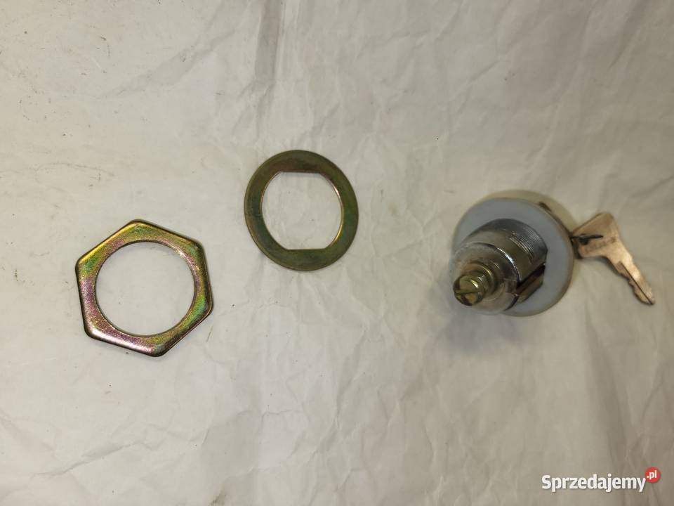 Wartburg 353 13 Nowy zamek klapy bagażnika 2 Piaseczno