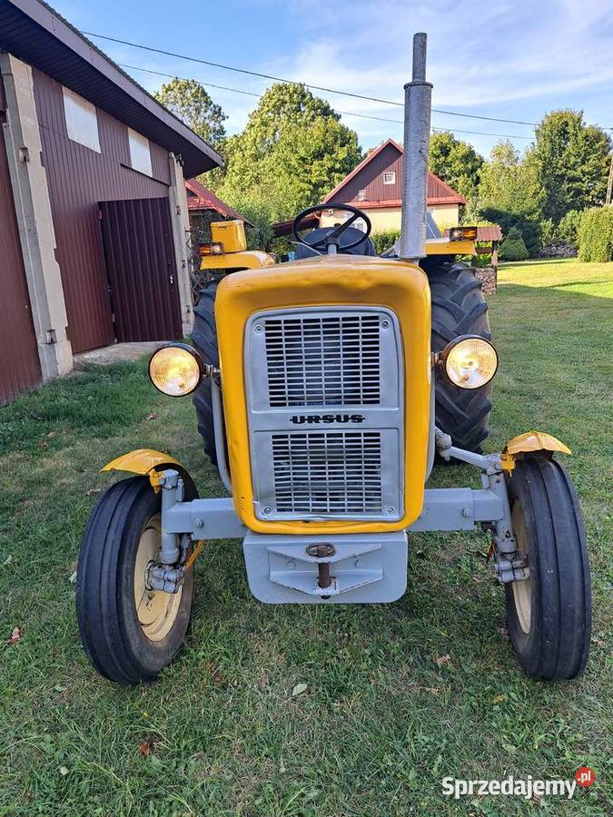 Ciągnik Ursus C360 Podedwórze