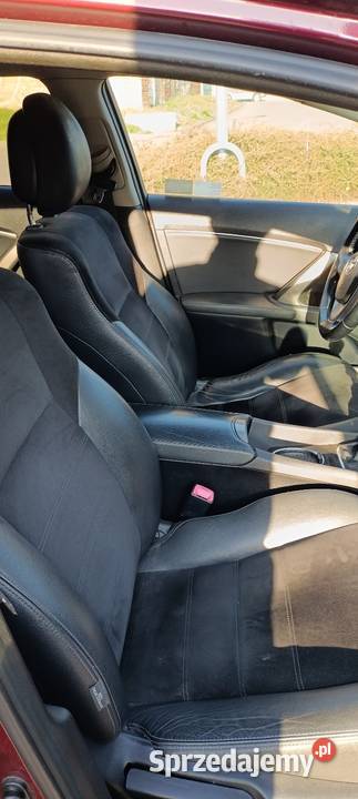 Toyota Avensis t27 kombi diesel Polski salon Avensis Pabianice
