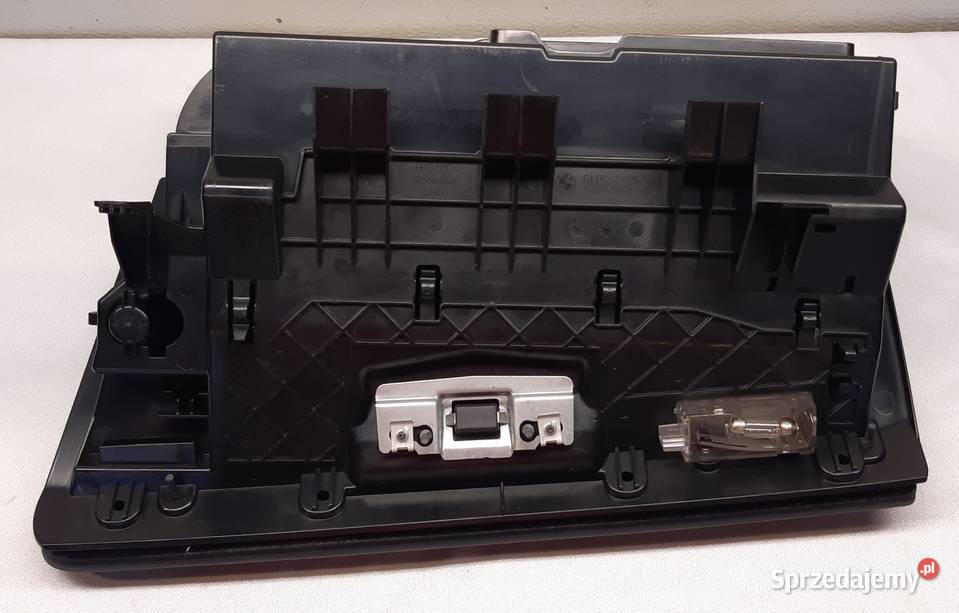 SCHOWEK PASAŻERA BMW E90 E91 7120408 dolnośląskie Mielęcin