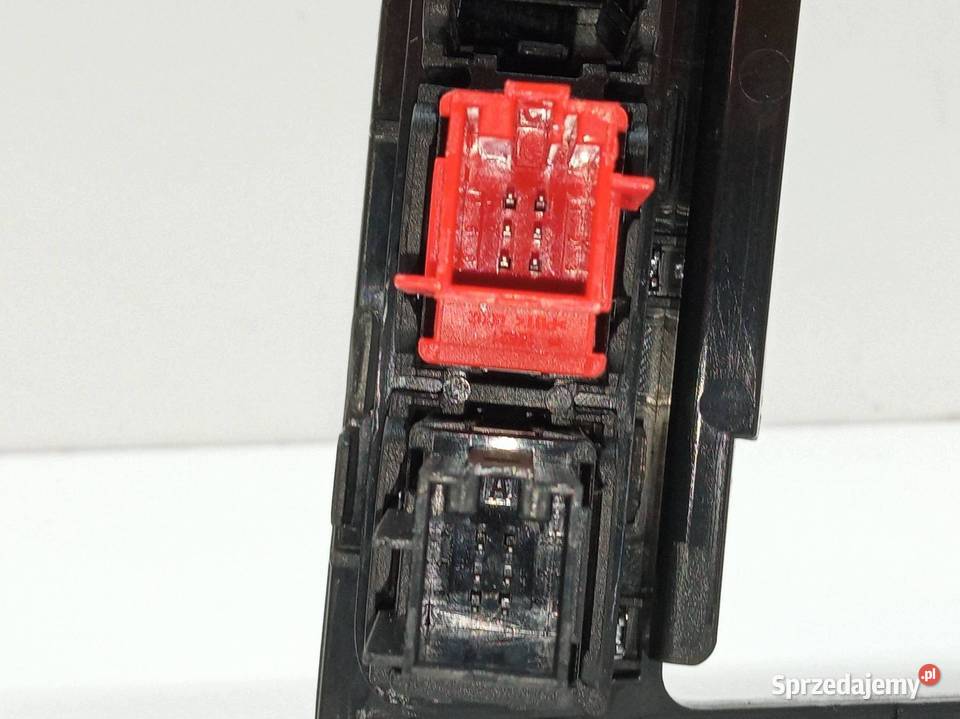 PANEL STEROWANIA RAMKA WYBIERAKA 3T0863212 Skoda świętokrzyskie sprzedam