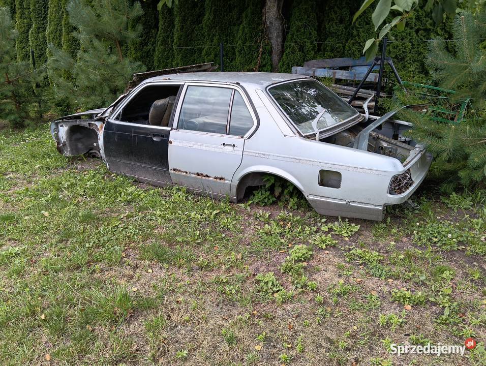 BMW E23 osobowe Busówno
