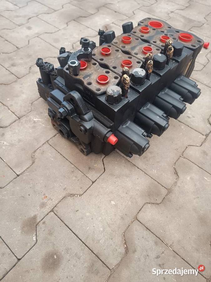 Zawór hydrauliczny 11411441 K220LS04SE10130E sprzedam