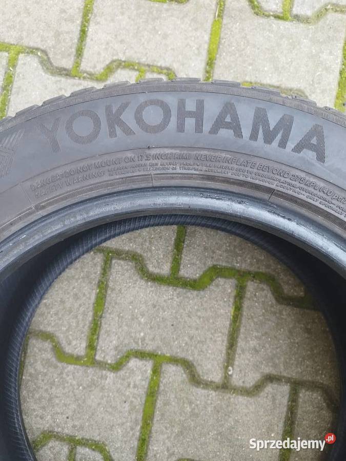 Opony zimowe Yokohama 225 55 R17 sprzedam