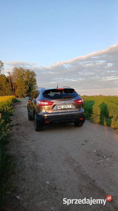 Nissan Qashqai 2 J11 Euro 6 kamery 360 stopni elektryczne szyby Qashqai podlaskie