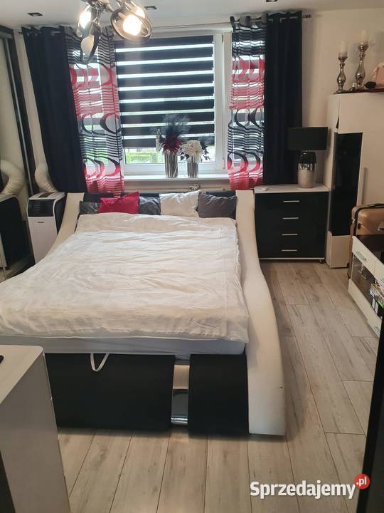 Mieszkanie 90 m2 pom. użytkowe sprzedam