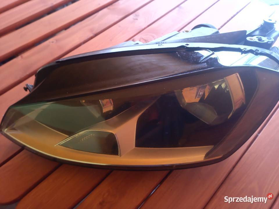 Reflektor golf 7 Jabłonka