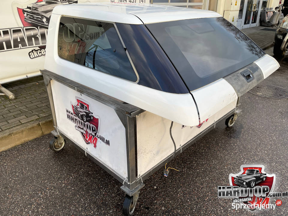 Zabudowa Nissan Navara D40 2006 Hardtop terenowe Części samochodowe Pasłęk