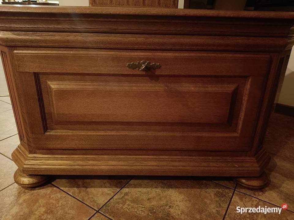 Ciężka dębowa skrzynia Lipno