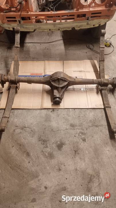 Fiat 125p 1300 most z resorami Sokołów Małopolski