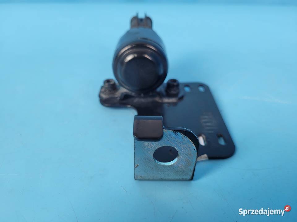 DEUTZFAHR 6130 TTV PRZEKAŹNIK ROZRUSZNIKA 12V Kolno