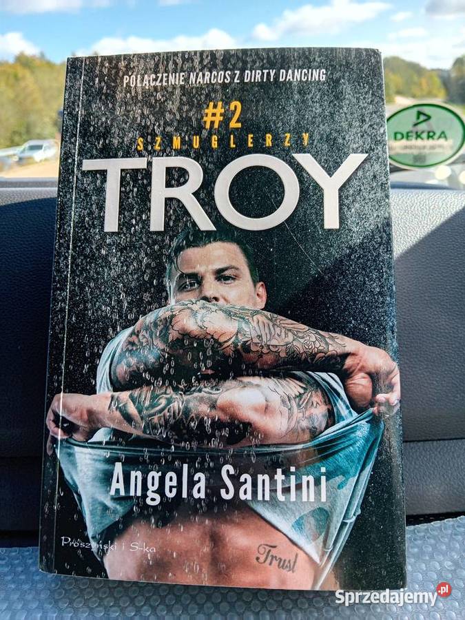 Angela Santini TROY Kultura i Rozrywka Bolesławiec