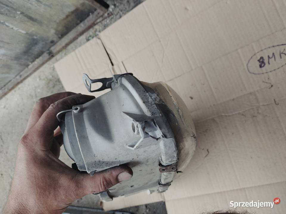 LAMPA PRZÓD PRZEDNIA PRAWA REFLEKTOR FORD FIESTA Kamień-Kolonia