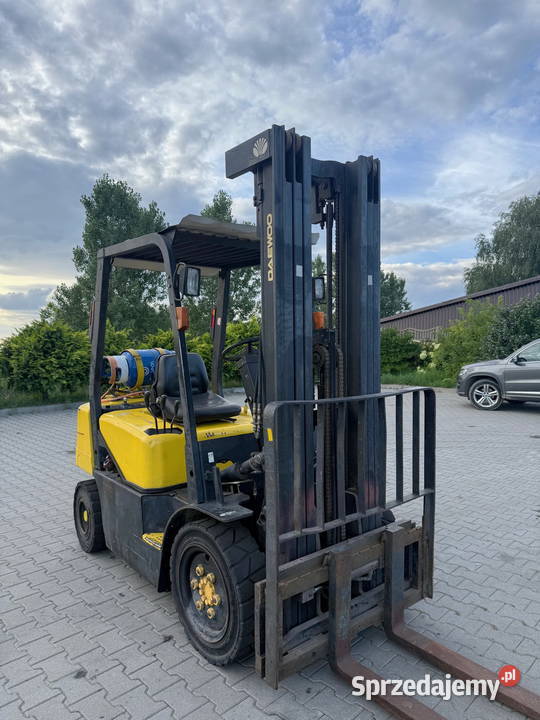 wózek widłowy DAEWOO G25E LPG 2500 Triplex 550m gaz Działoszyn