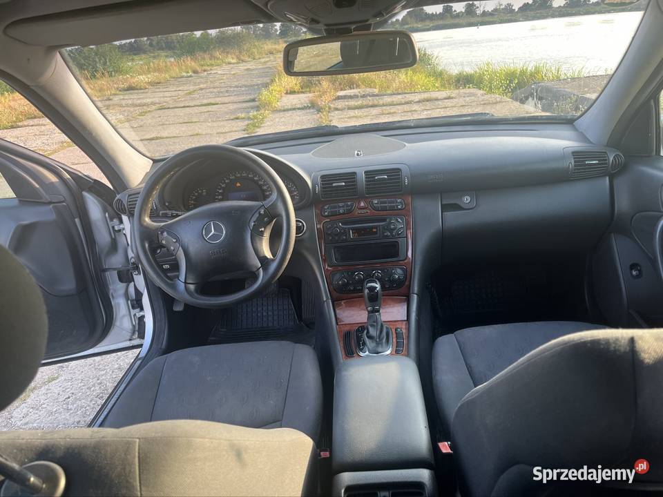 Mercedes c220 22 cdi automat światła przeciwmgielne Namyślin