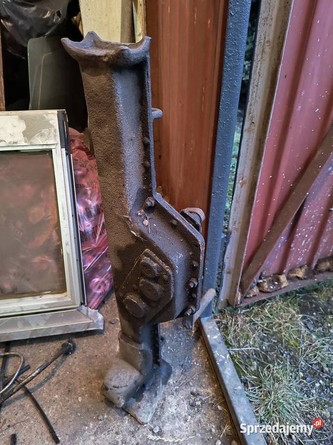 Lewarek lewar podnośnik kolejowy Świerklany