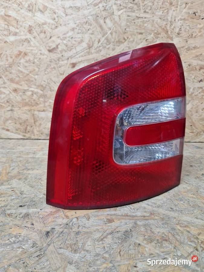 Skoda octavia 2 lampa lewy prawy tył kombi Złotoryja