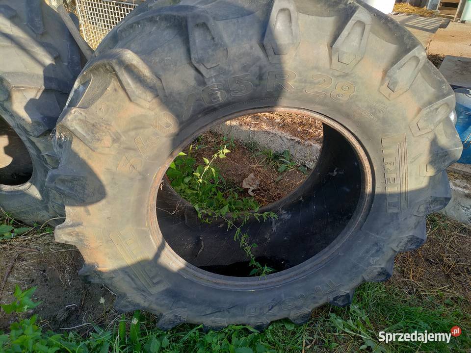 Pirelli 54065 R28 2 komplet rolnicze
