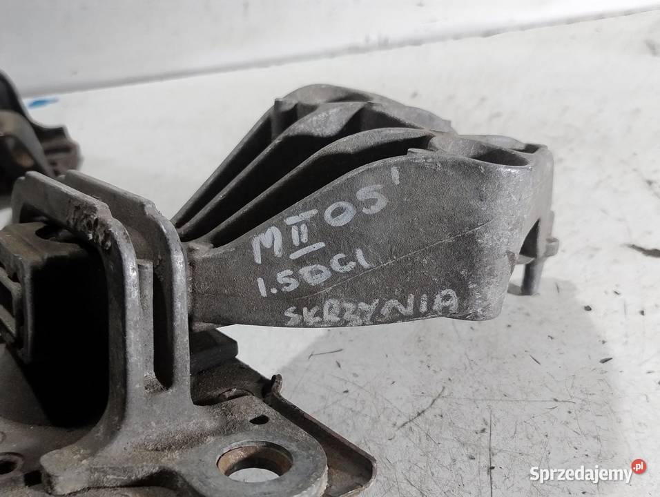 ŁAPA PODUSZKA SILNIKAI RENAULT MEGANE II 15 DCI