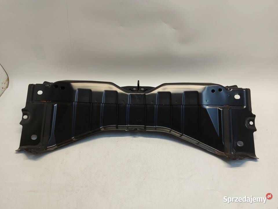 TESLA MODEL Y 2024r PAS TYLNY WZMOCNIENIE TYŁ