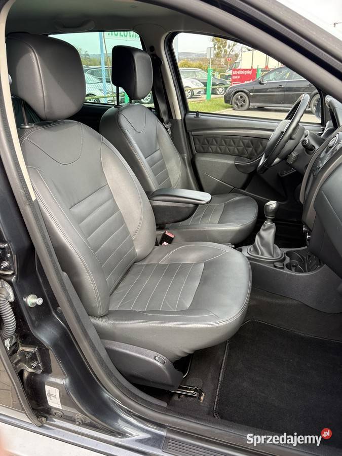 DACIA DUSTER 12 benzyna radio