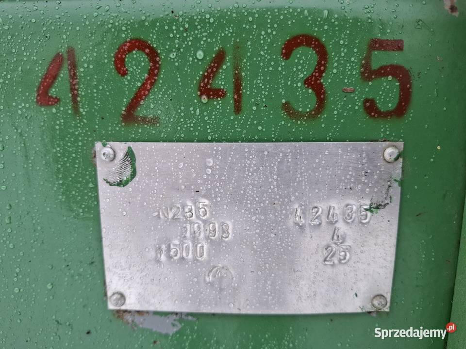 Rozrzutnik obornika CzarnaBiałostocka 35t NOWY Rozrzutniki obornika Radom