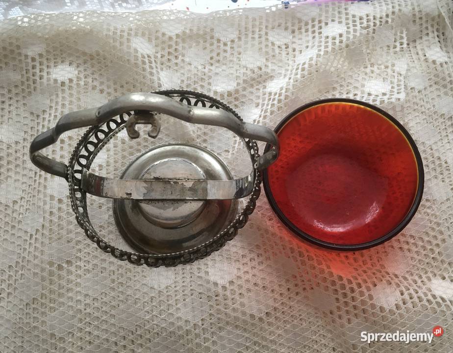 Cukiernica z czerwonym szkłem Kraków