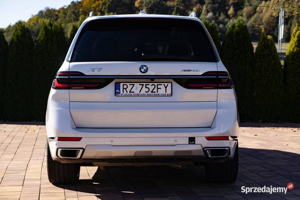 BMW X7 G07 30 2024r XDrive 4x4 40i 381 Zamiana Zarszyn