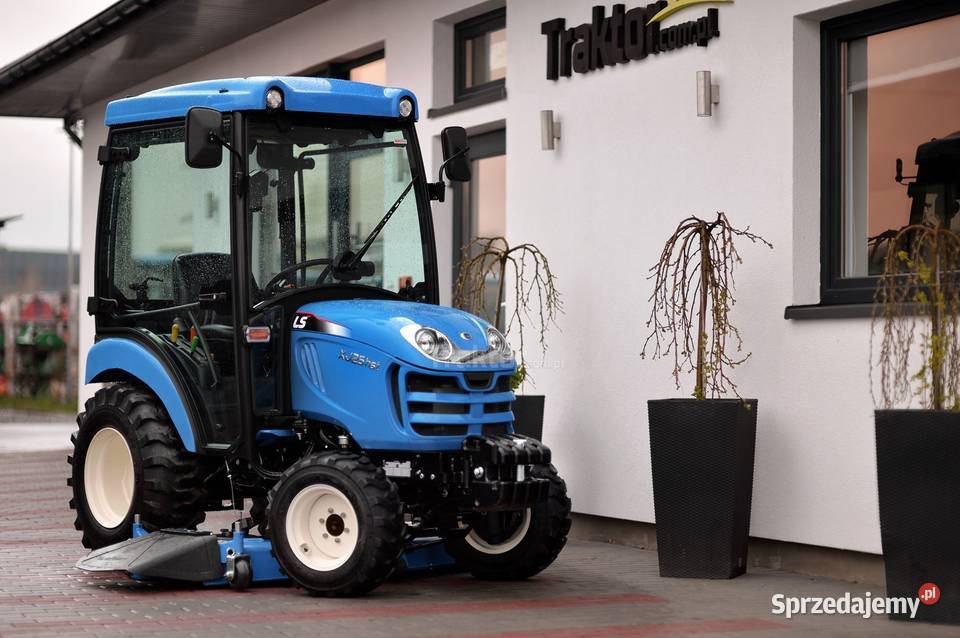 LS Tractor XJ25 HST 4x4 244 IND CAB z Tajęcina