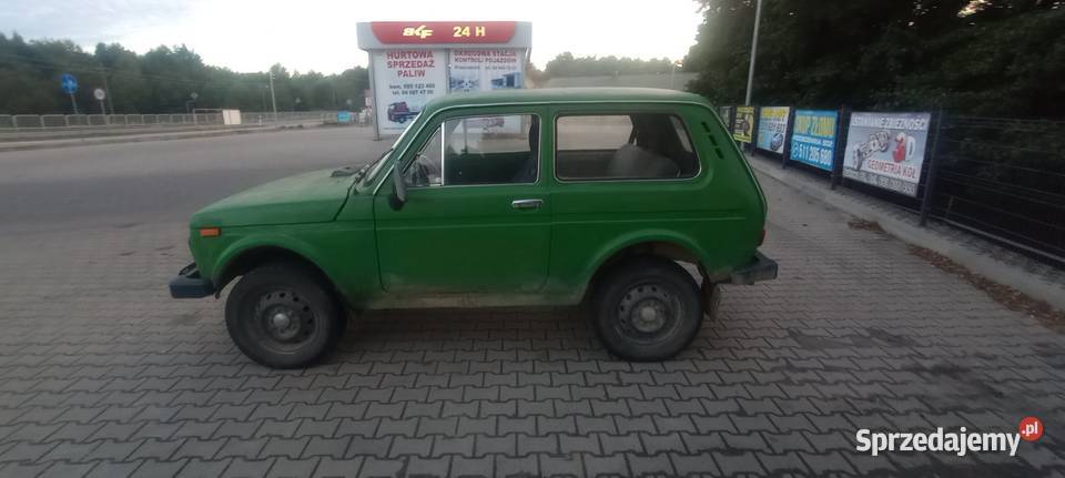 LADA NIVA 4x4 16 LPG ważne opłaty nieuszkodzony Józefów