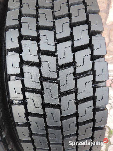 Opony 30570R195 napęd wzór Michelina XDE2 kostka 19.5cale Przeworsk
