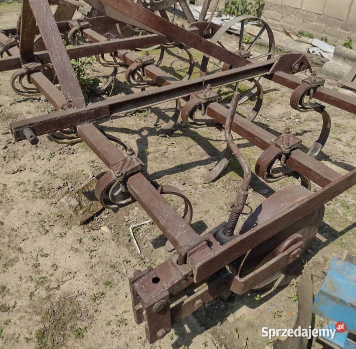 Kultywator 14 łap Kurów