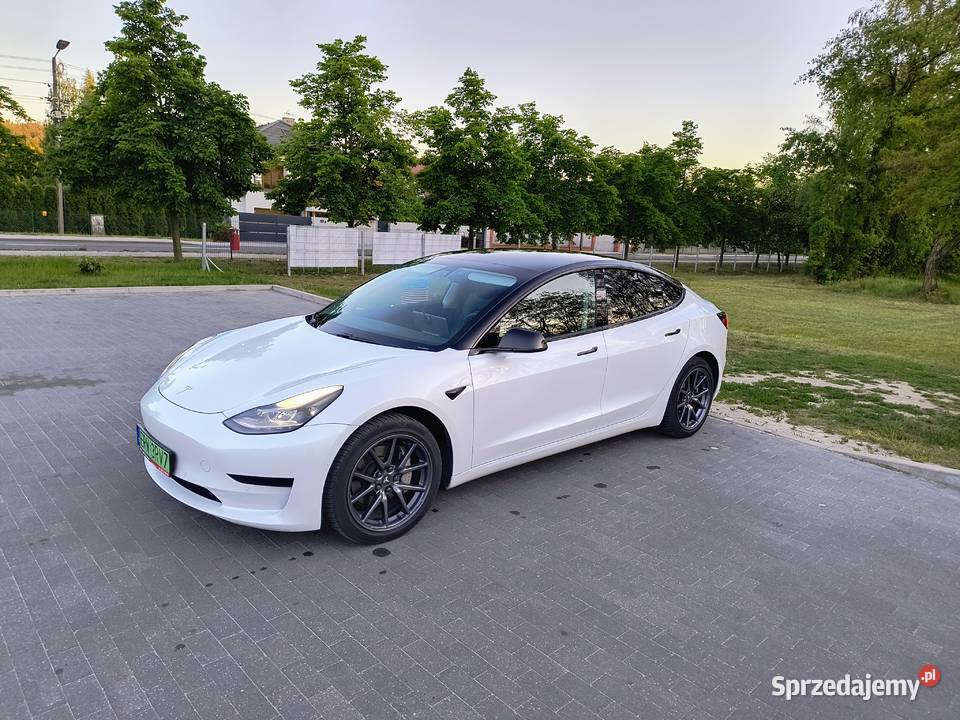 TESLA MODEL 3 SR FV Auto z UE łódzkie Rawa Mazowiecka