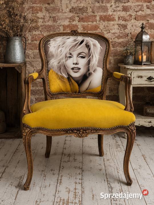 Stylowy fotel glamour vintage z unikatowym
