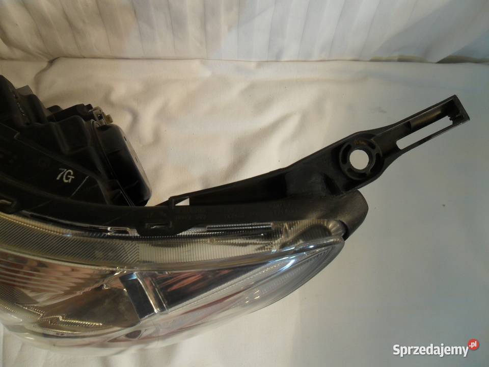 LAMPA LEWY PRZÓD SUBARU FORESTER III 2008 EU osobowe Nowy Tomyśl