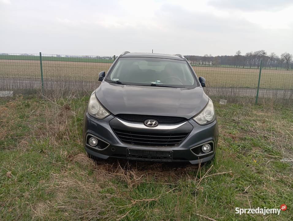Syndyk sprzeda samochód osobowy Hyunday ix35 uszkodzony