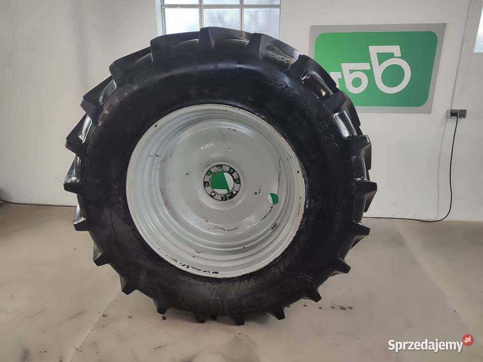 Koło tylne 18x38 MASSEY FERGUSON 6714