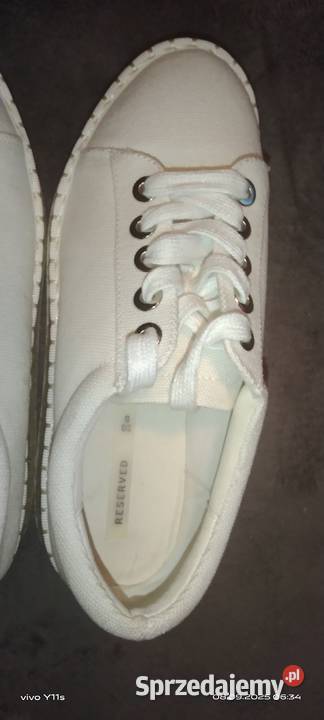 Sprzedam buty Sneakersy damskie firmy RESERVED Obuwie sportowe Września sprzedam