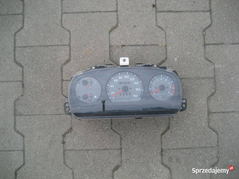 daihatsu sirion 0205r 10 benzyna licznik zegar wielkopolskie Rakoniewice