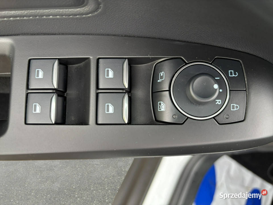 Ford Focus 10 EcoBoost mHEV Titanium X Z Warszawa