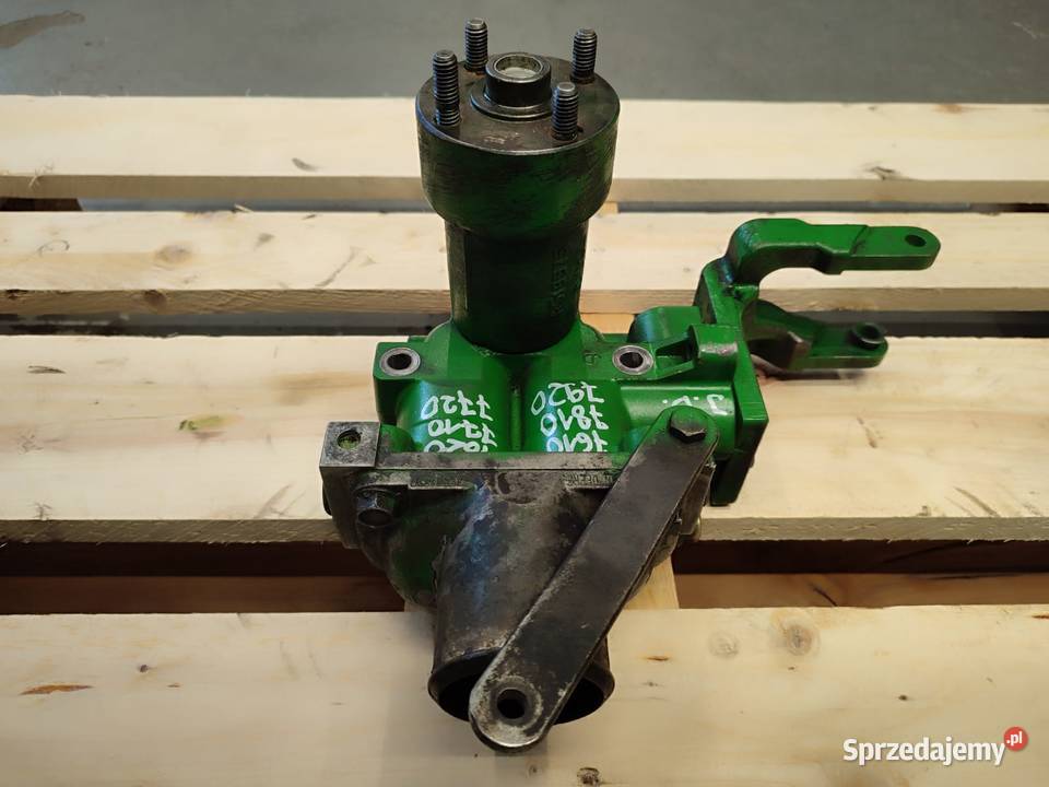 Pompa wody R518575 John Deere 7610 sprzedam