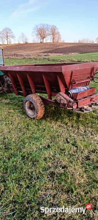 Rcw 3 piast rozsiewacz wapna nawozu wapniarka pomorskie Kościerzyna