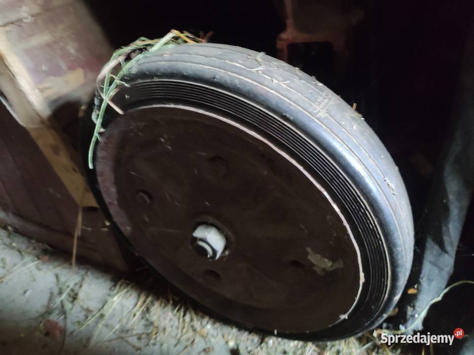 Maszyna do młócenia zboża pszenicy żniw sprawna Nowy Sącz