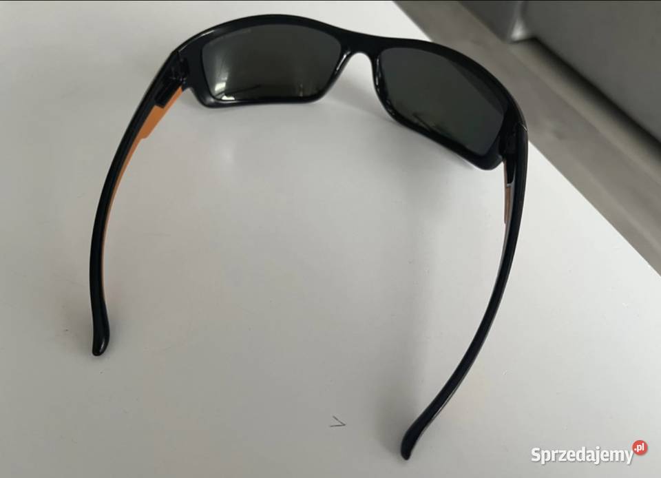 Okulary przeciwsłoneczne męskie etui Chorzów