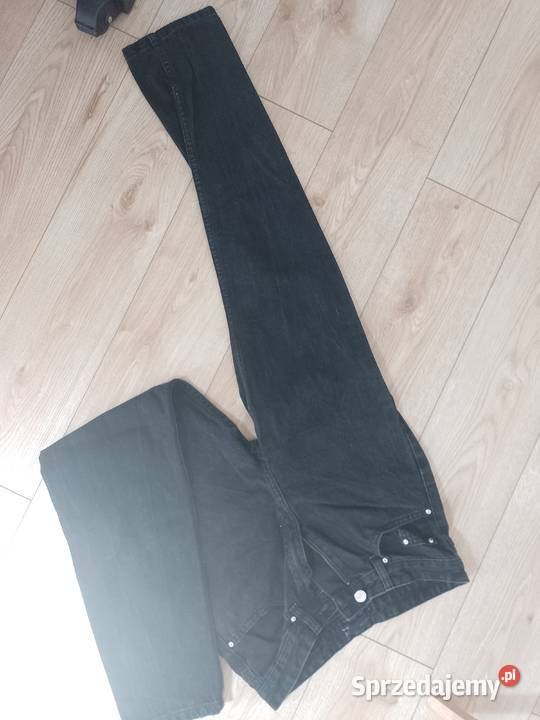 Jeansy czarne MOMFIT 34 sinsay