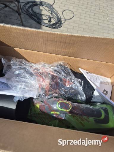 DMUCHAWA AKUMULATOROWA DO LIŚCI GREENWORKS Poddębice