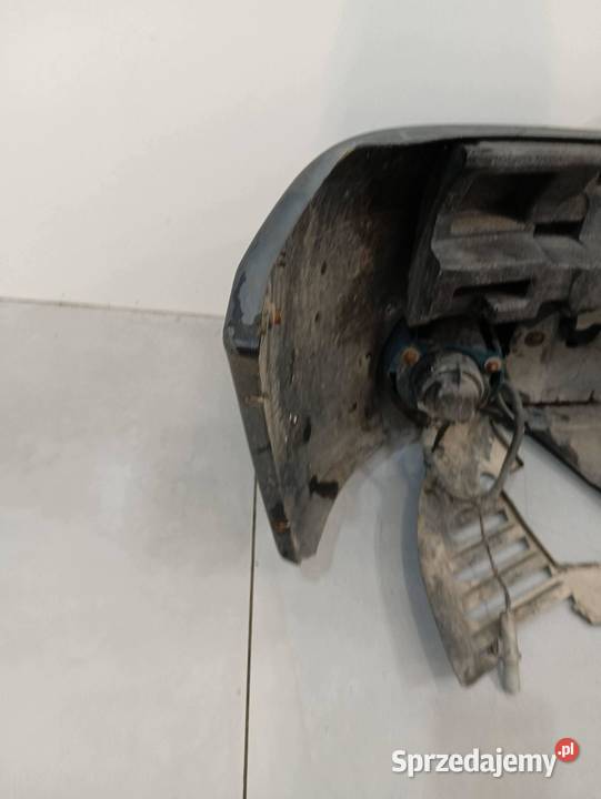 ZDERZAK PRZÓD LIFT HALOGENY Renault Kangoo I Rok produkcji 2002 świętokrzyskie