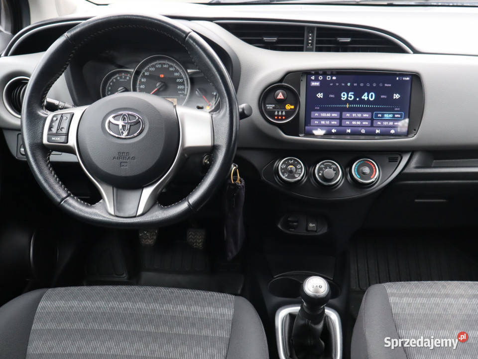 Toyota Yaris 10 VVTi centralny zamek Katowice