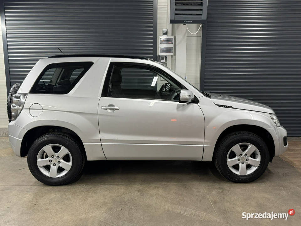 Suzuki Grand Vitara 140tyśkm salon bezwypadkowa SUV Grand Vitara Chechło