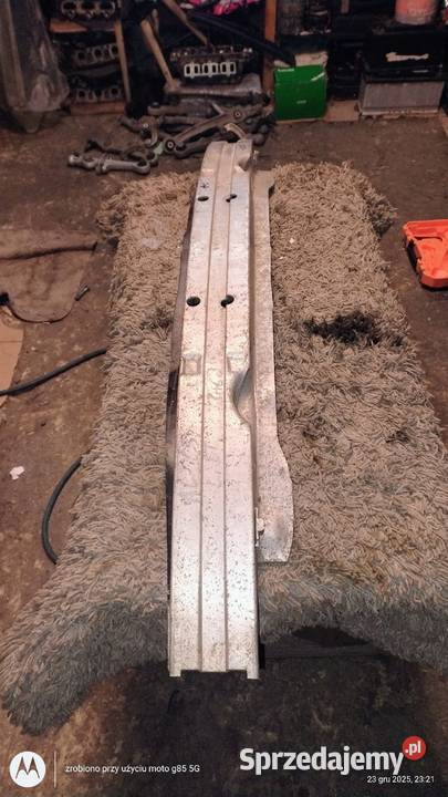 Belka wzmocnienie zderzaka przód Audi A6 C5 4b